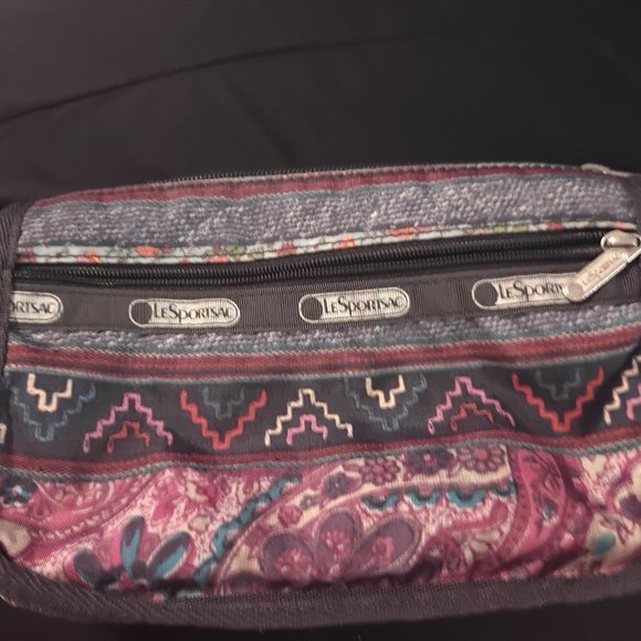 Lesportsac Bags Lesportsac Makeup Bag Poshmark